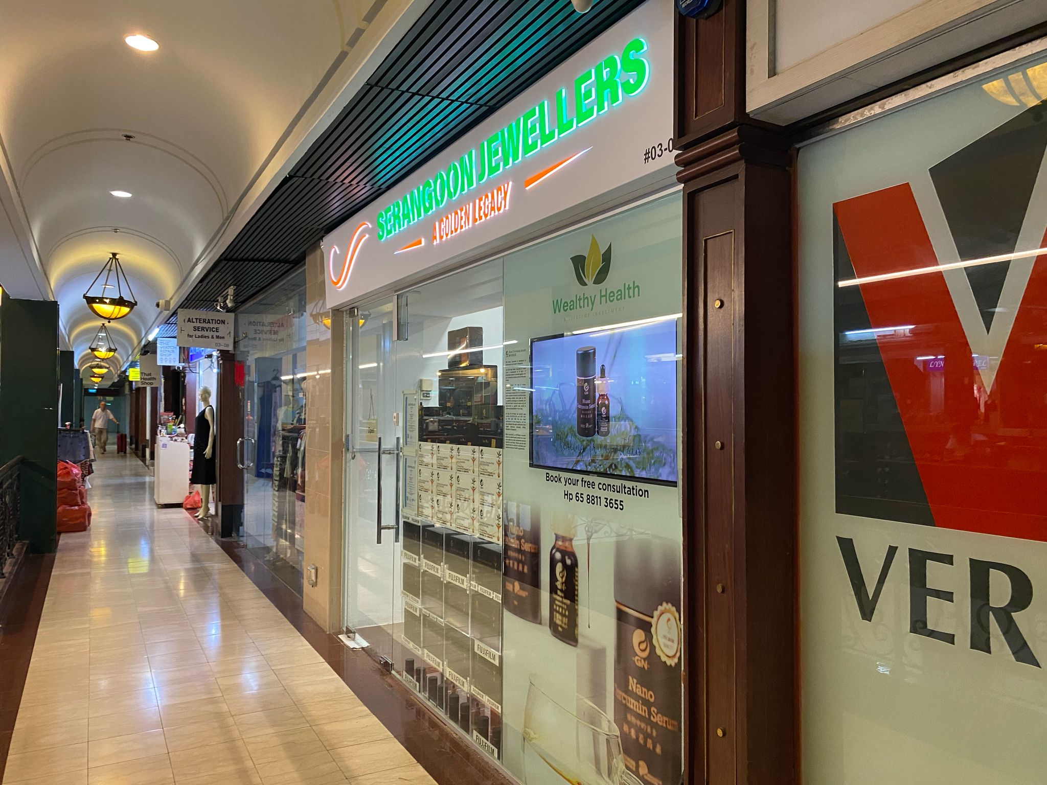 F&B Takeaway & Retail Space near Raffles Place MRT