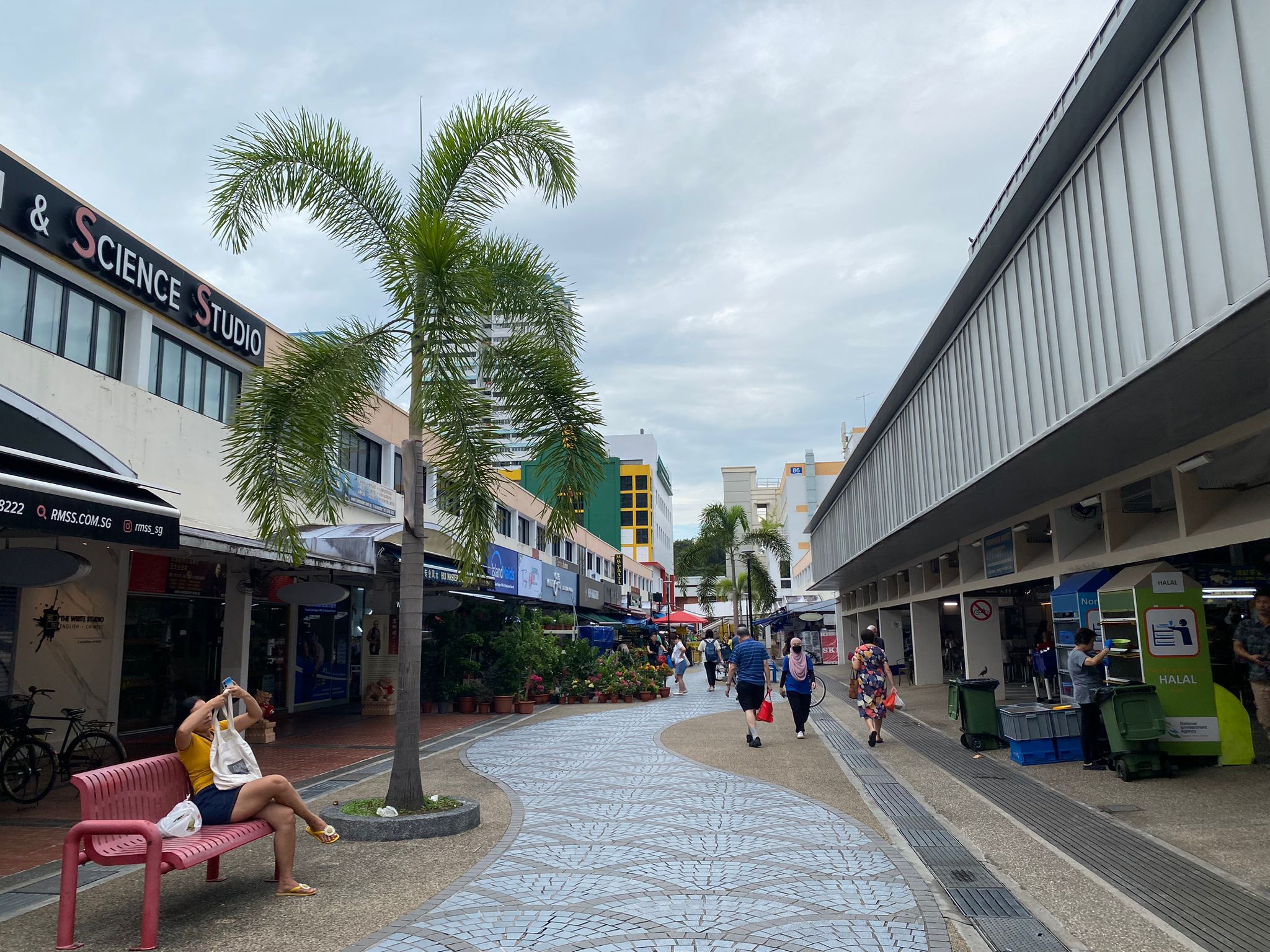 Super high Footfall Family Restaurant Space @ Marine Parade